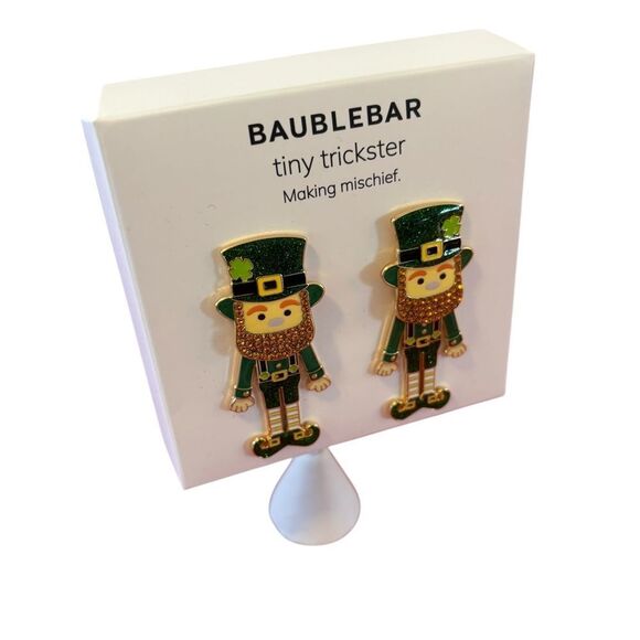 Adorable BaubleBar Tiny Trickster Pave Crystal Leprechaun Earrings. - Picture 2 of 8